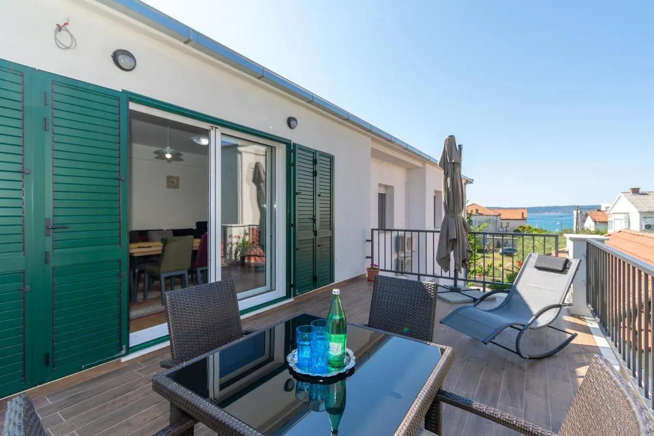 Apartments Lovor & Lavanda location