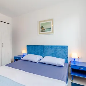 Karlo Apartamento