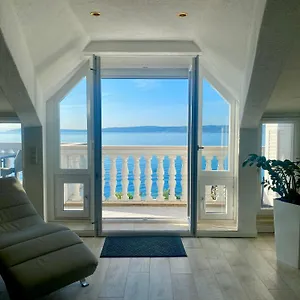 Diana Apartment