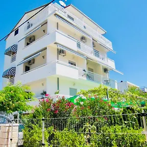 Ruza Apartment