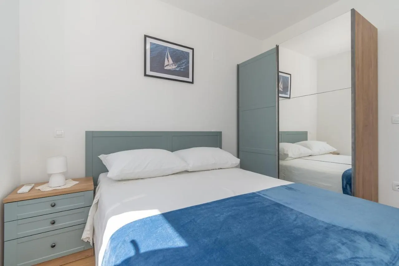 Apartments Lovor & Lavanda Kastela